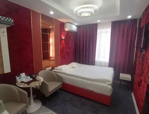 Mr.Punti Hotel Lounge Karaoke