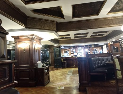 QUEEN RESTAURANTS