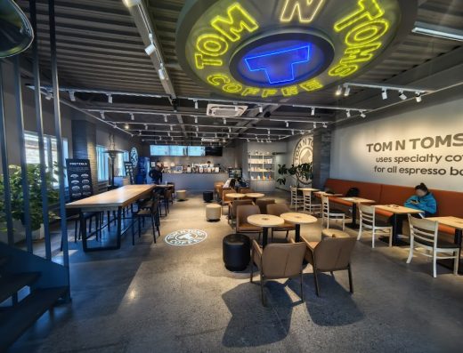 TOM N TOMS – DARKHAN YANTA